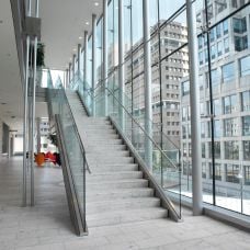 Glasfassade - VSG Klar Sicherheitsglas 